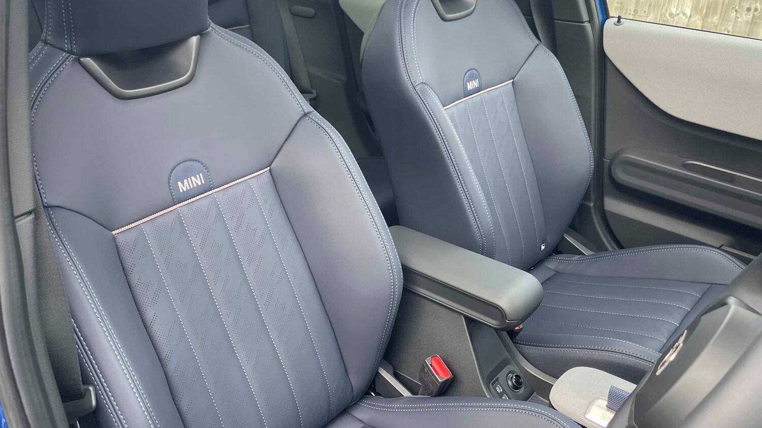 Used MINI Cooper 2025 for sale - 77589196: Photo 12