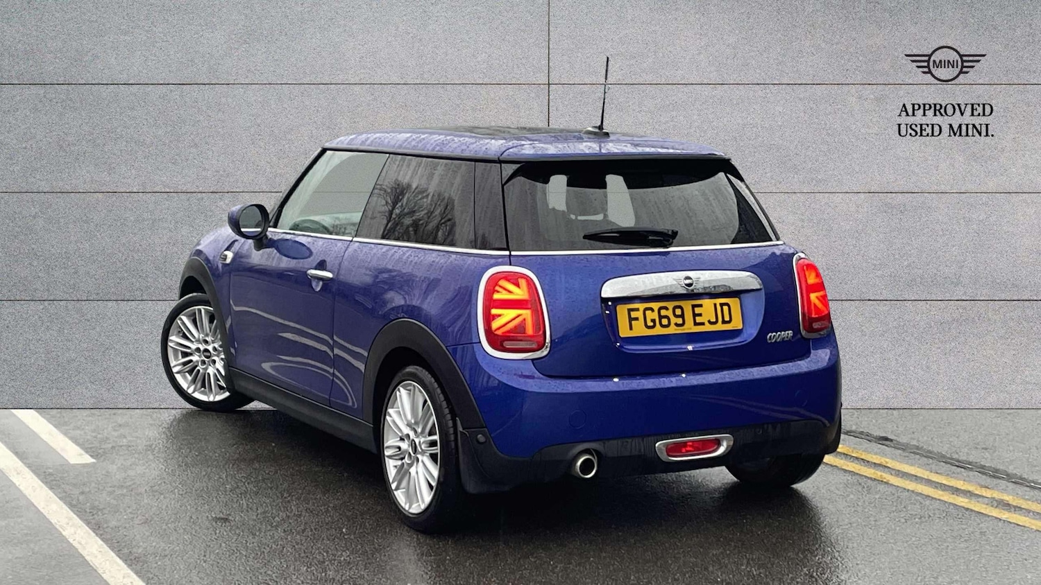 Used MINI Hatch 2019 for sale - 76955191: Photo 2