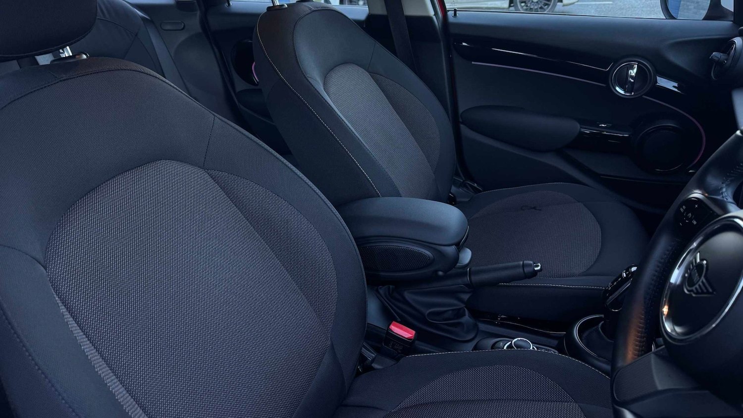 Used MINI Hatch 2022 for sale - 76902378: Photo 10