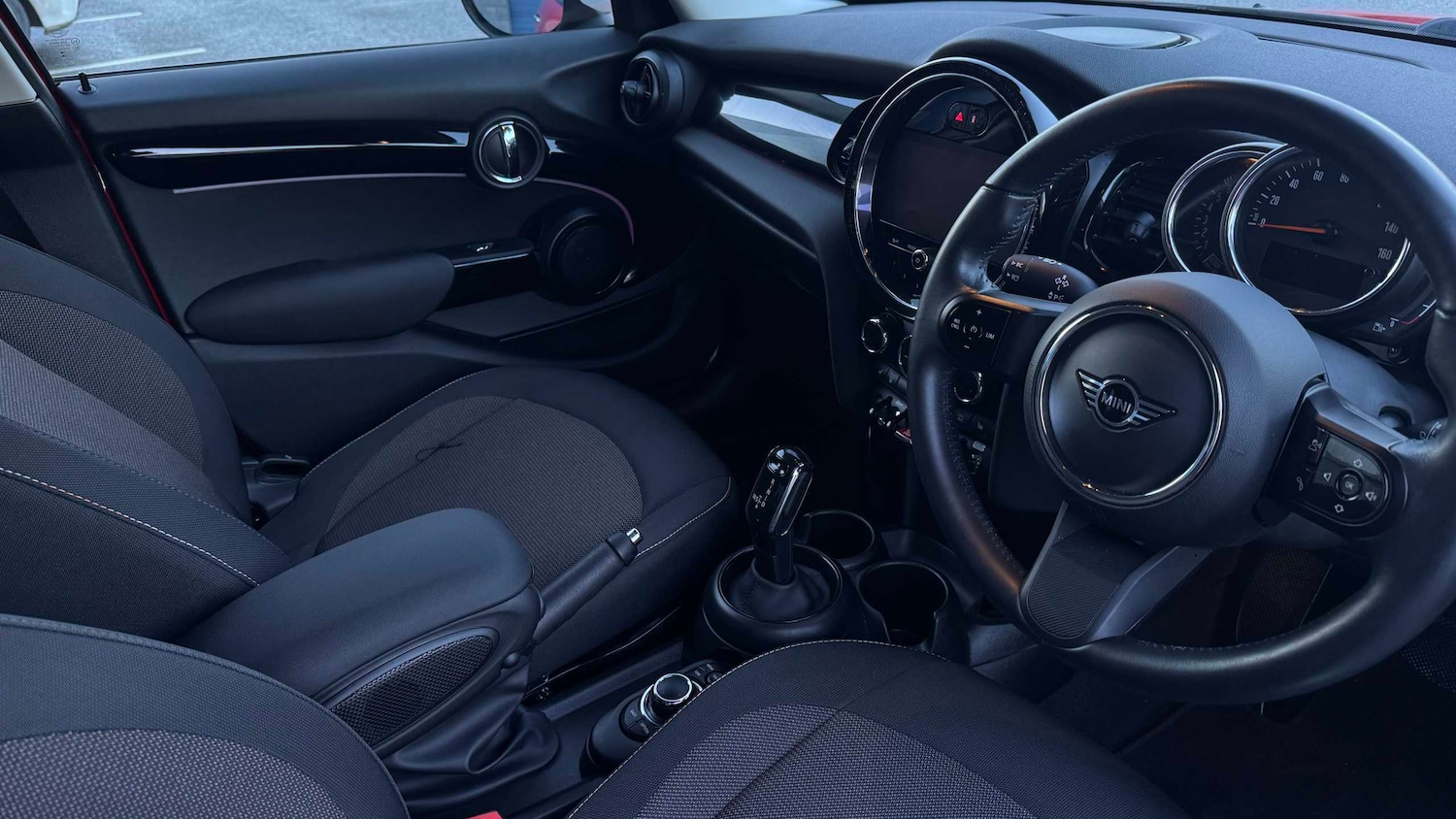 Used MINI Hatch 2022 for sale - 76902378: Photo 11