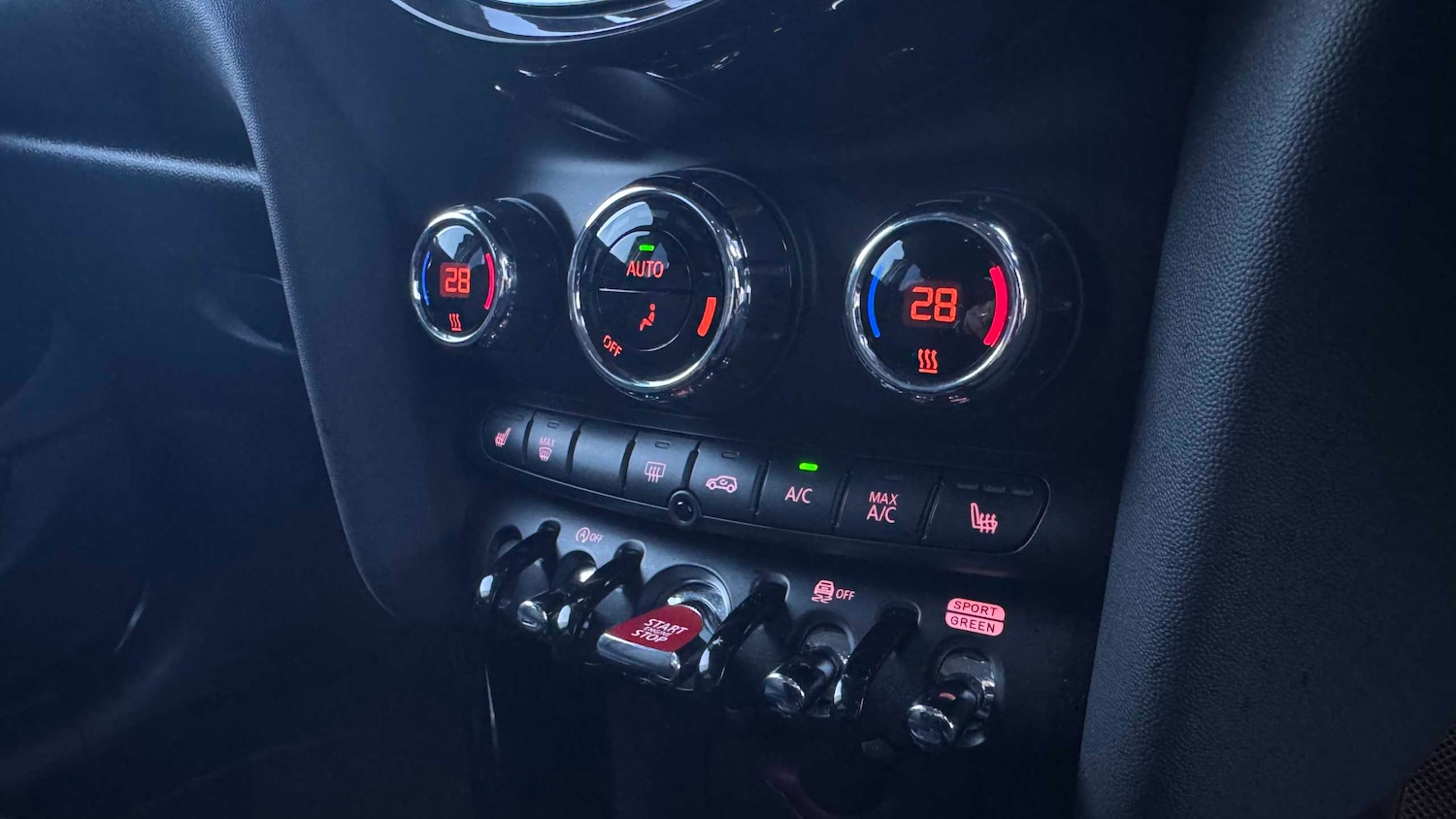 Used MINI Hatch 2022 for sale - 76902378: Photo 13