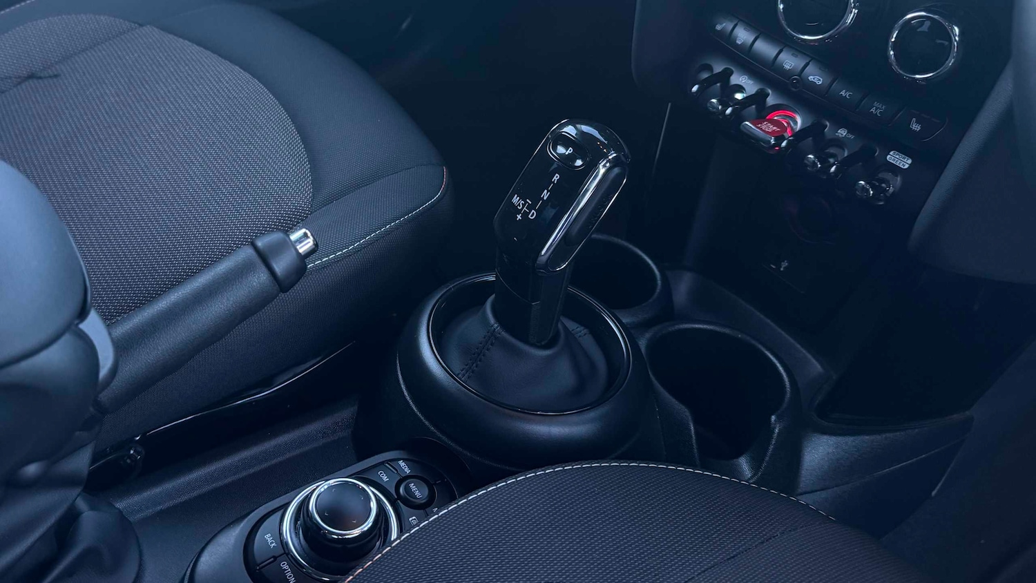 Used MINI Hatch 2022 for sale - 76902378: Photo 25