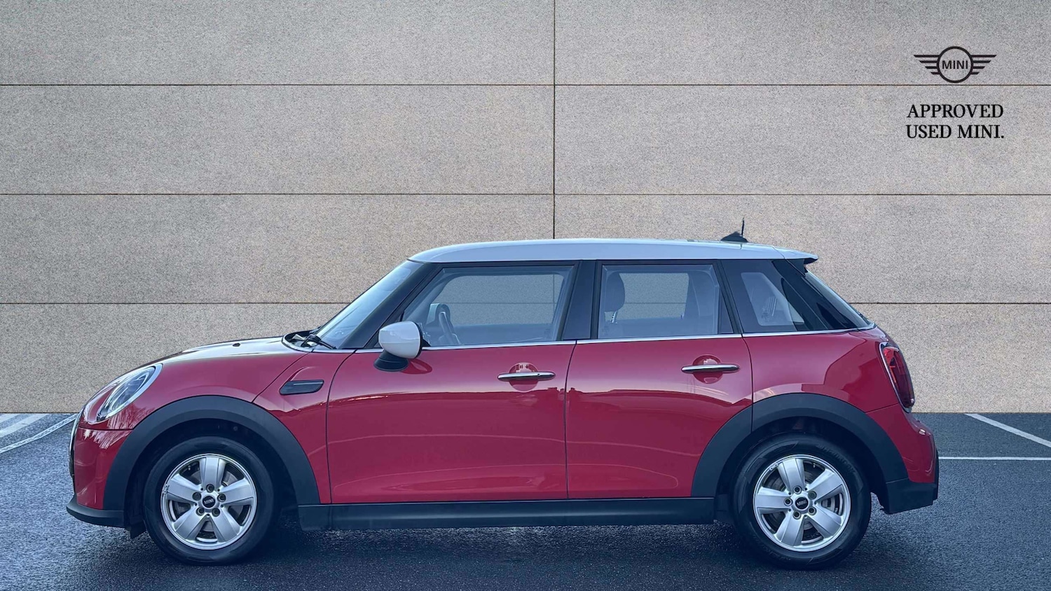 Used MINI Hatch 2022 for sale - 76902378: Photo 3