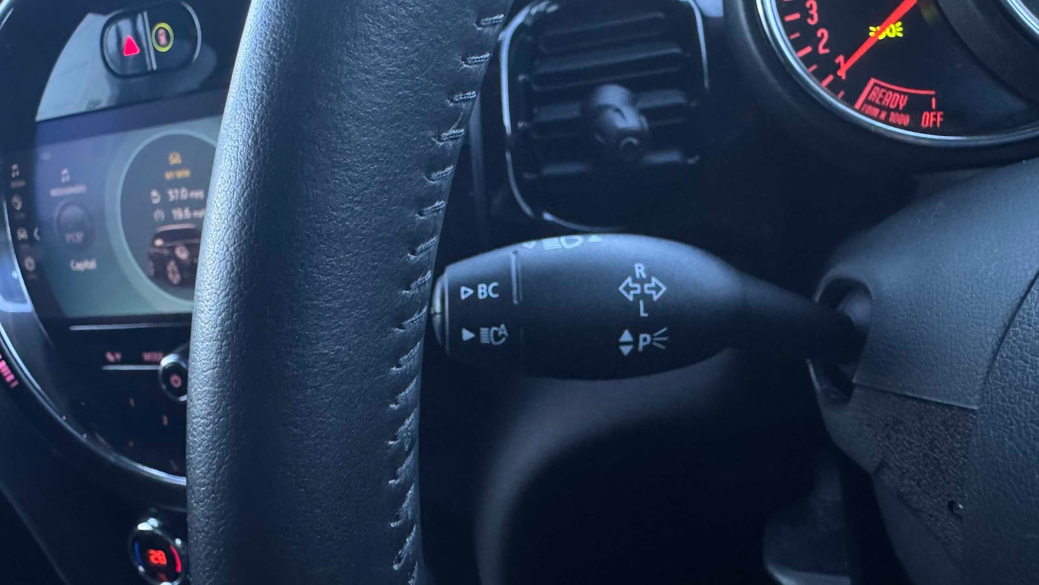 Used MINI Hatch 2022 for sale - 76902378: Photo 32