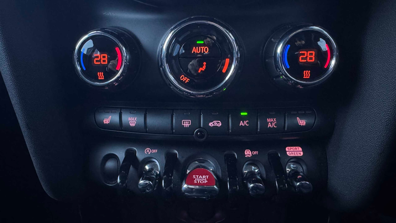 Used MINI Hatch 2022 for sale - 76902378: Photo 33