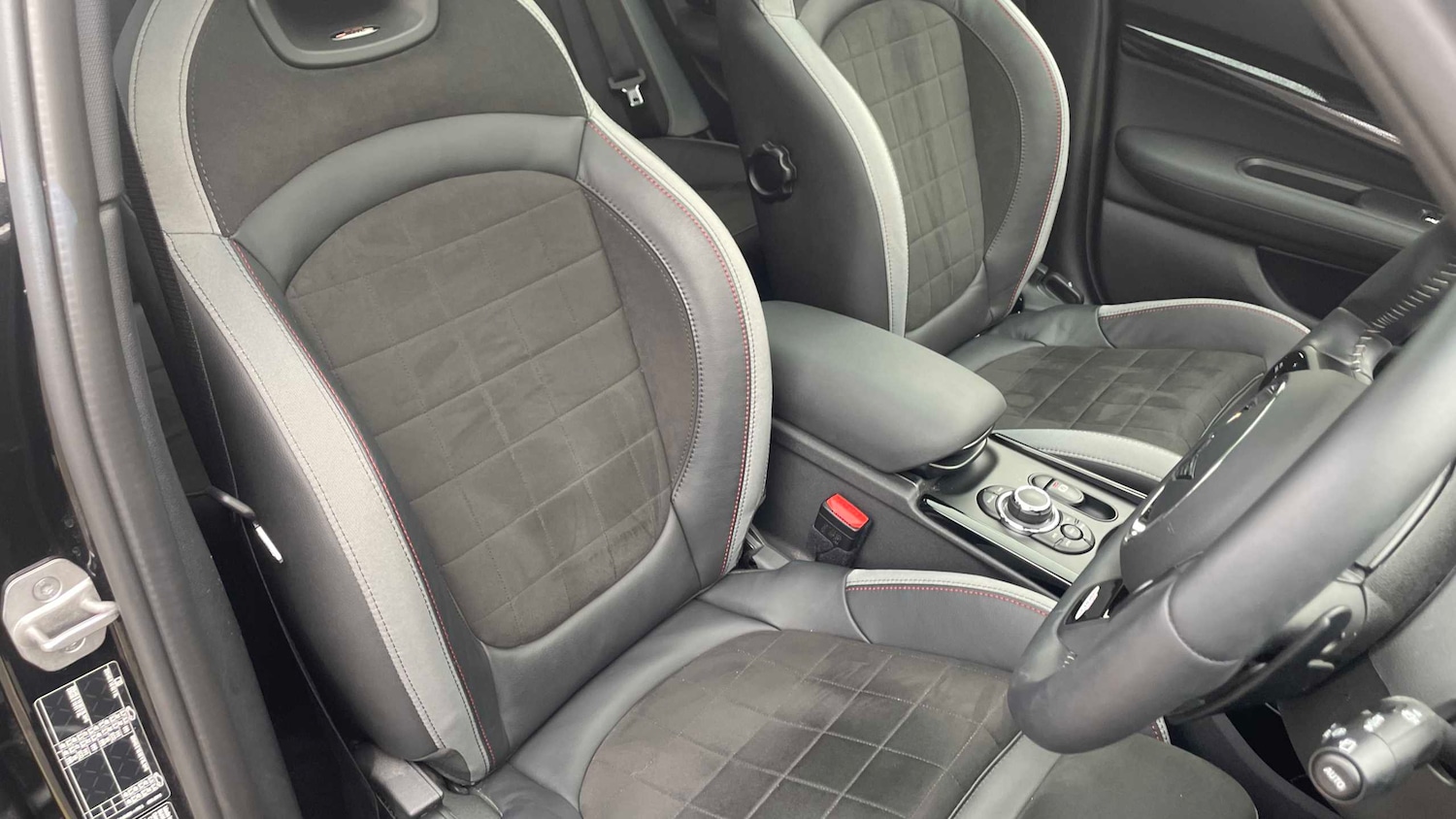 Used MINI Clubman 2024 for sale - 76501739: Photo 12