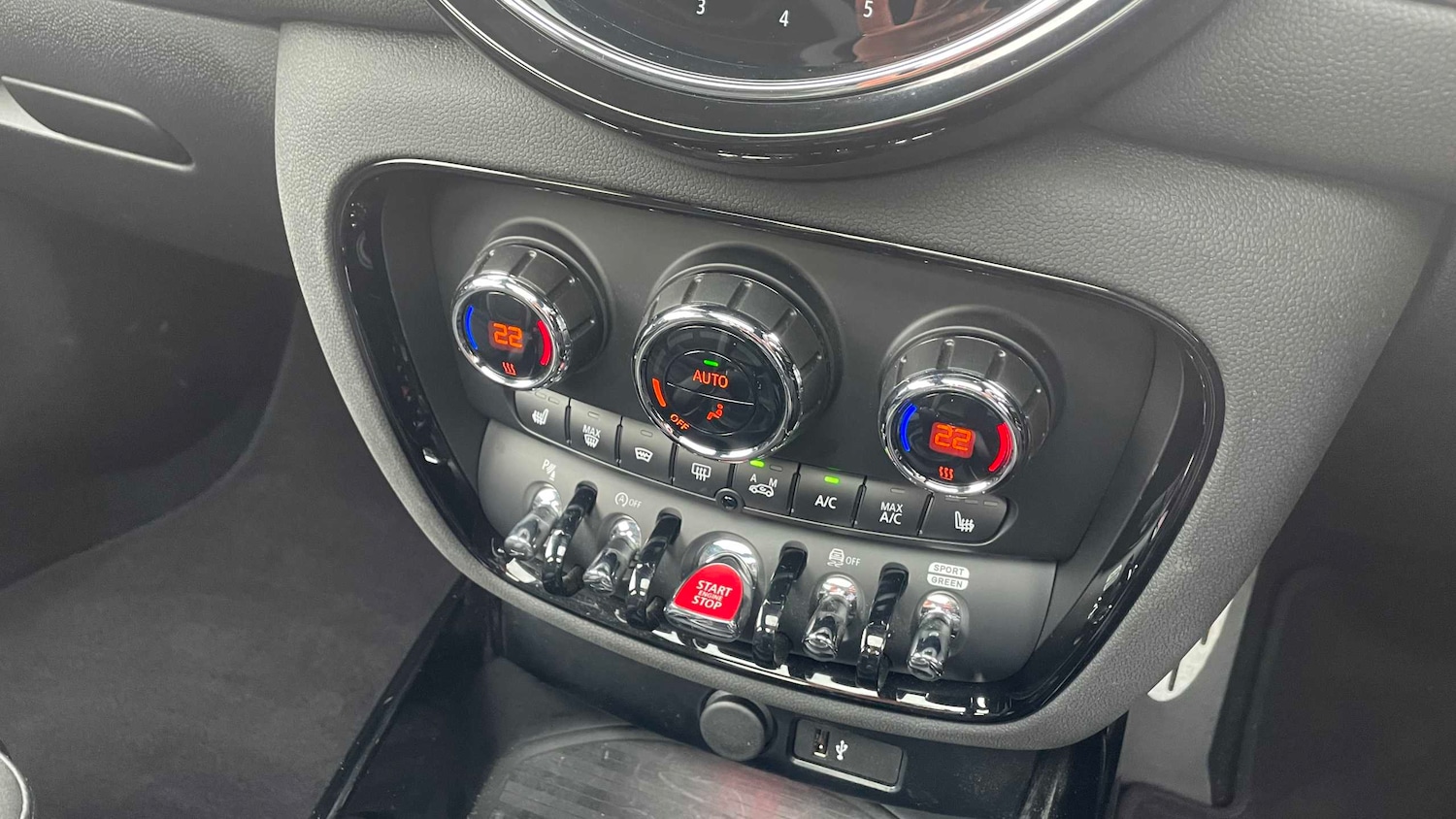 Used MINI Clubman 2024 for sale - 76501739: Photo 14