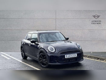 2023 - 1.5 Cooper Exclusive 5dr Auto [Comfort/Nav Pack]