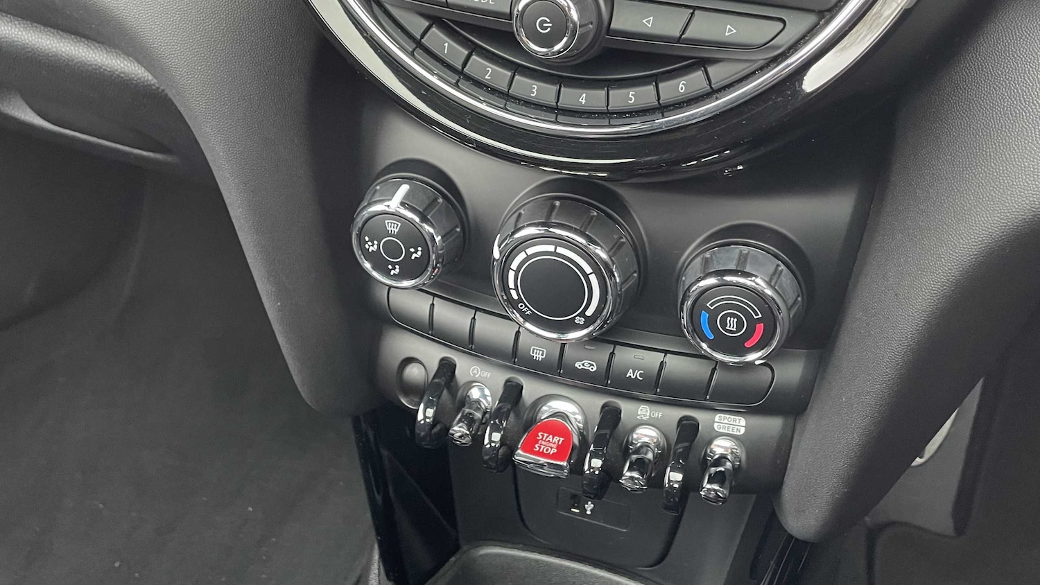 Used MINI Hatch 2019 for sale - 76718128: Photo 14