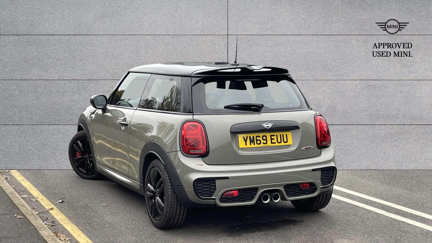 Used MINI Hatch 2019 for sale - 76718128: Photo 2