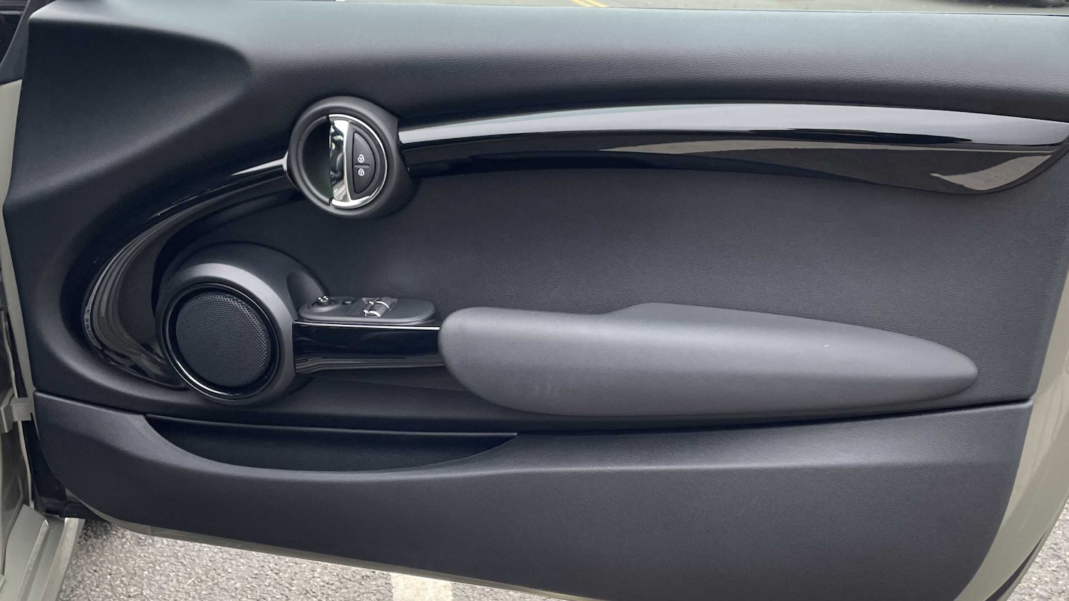 Used MINI Hatch 2019 for sale - 76718128: Photo 23