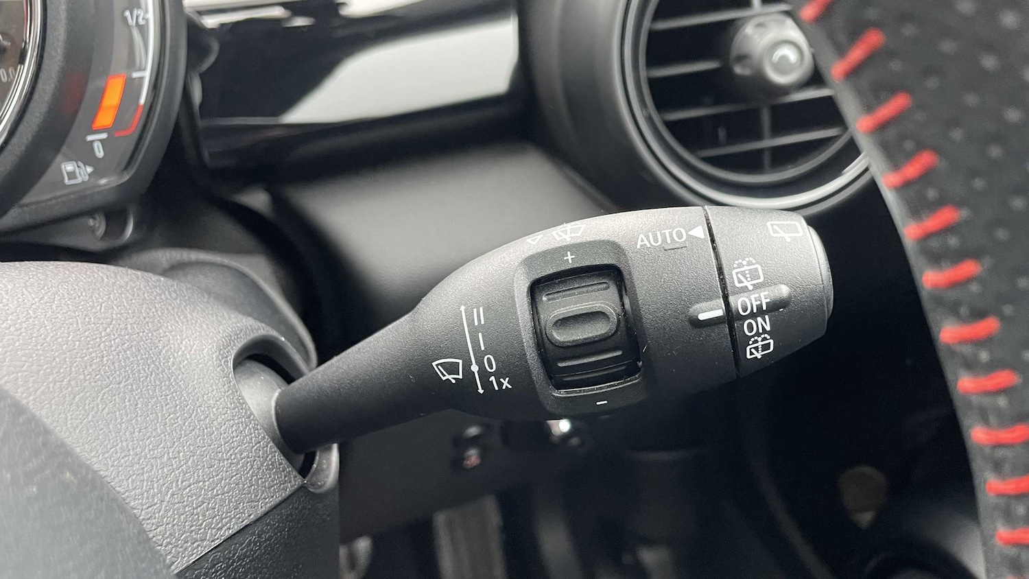 Used MINI Hatch 2019 for sale - 76718128: Photo 27