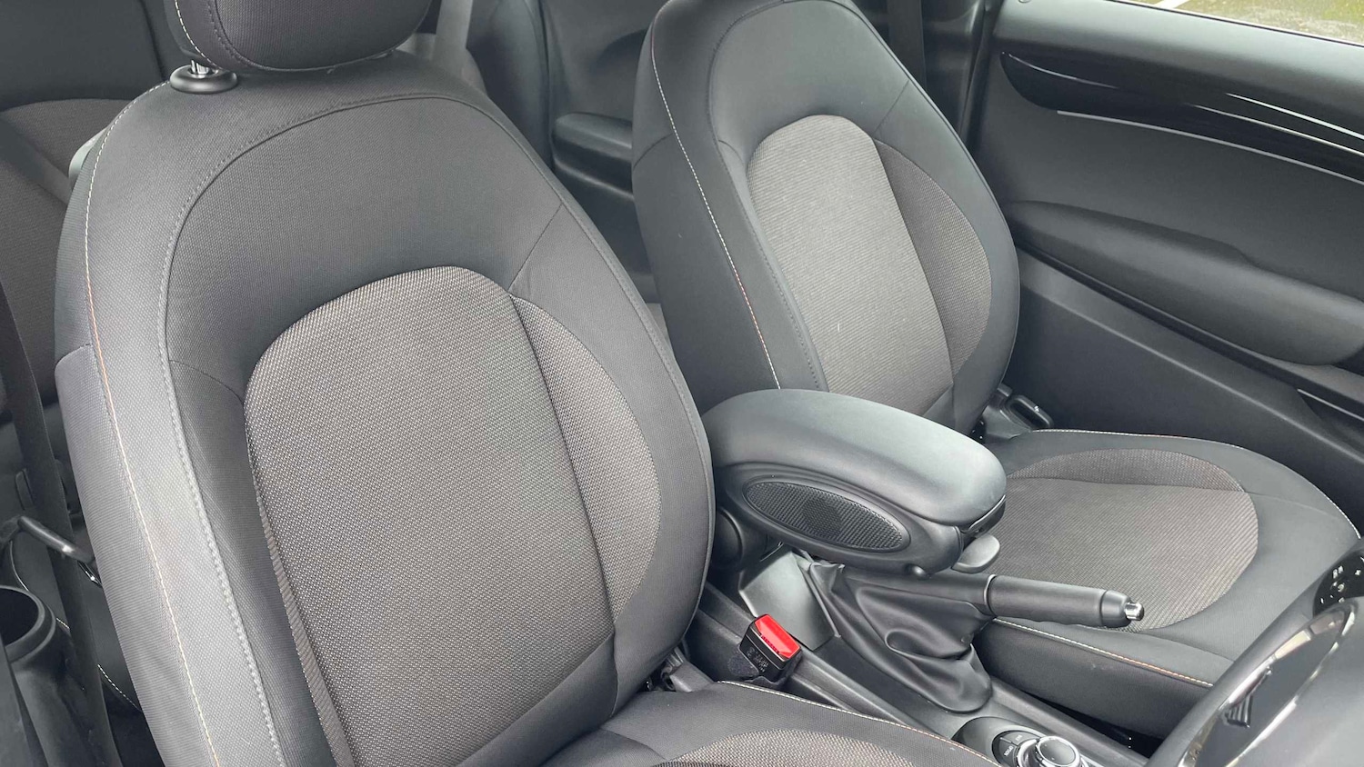 Used MINI Hatch 2022 for sale - 77914010: Photo 12