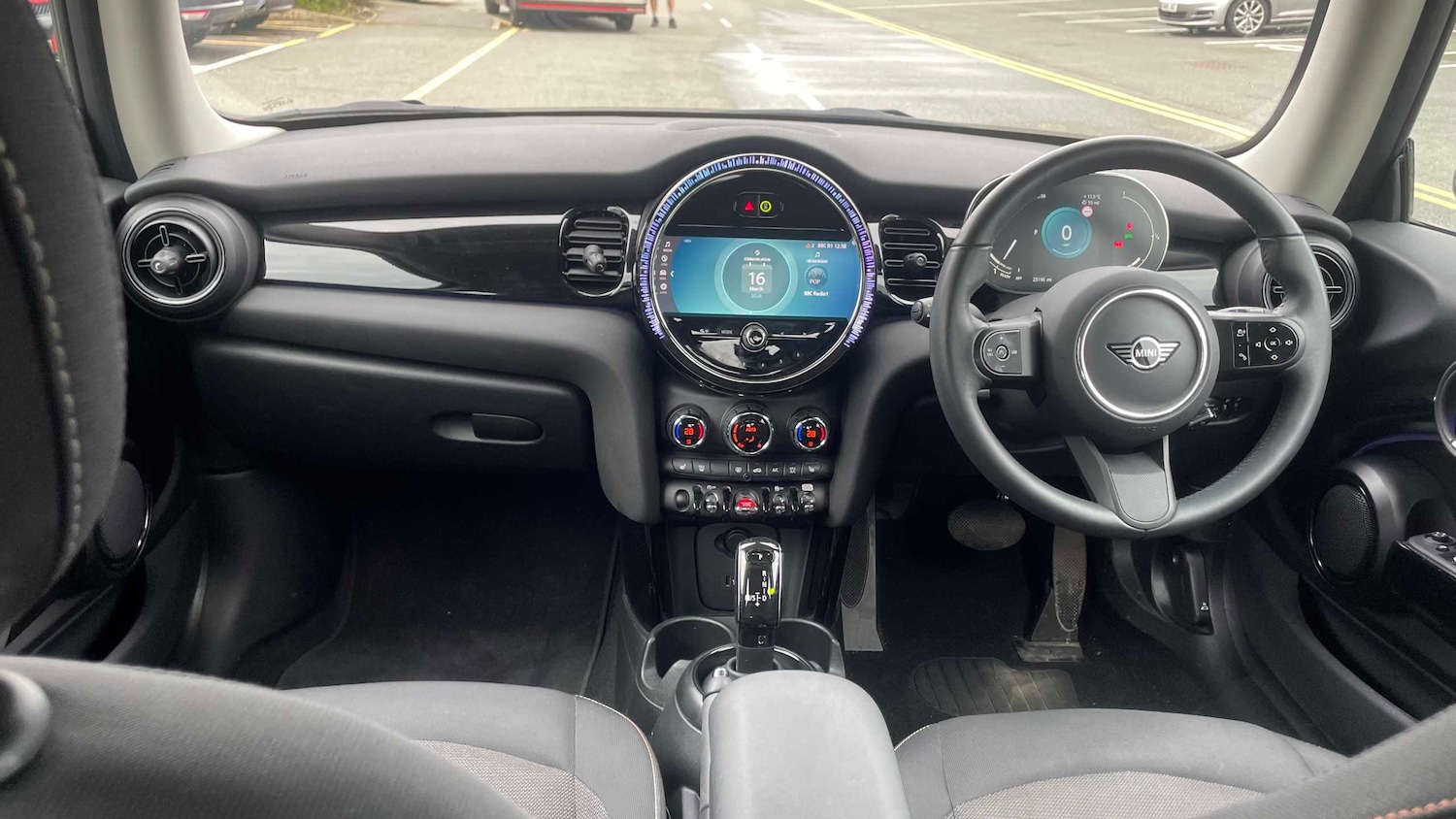 Used MINI Hatch 2022 for sale - 77914010: Photo 7