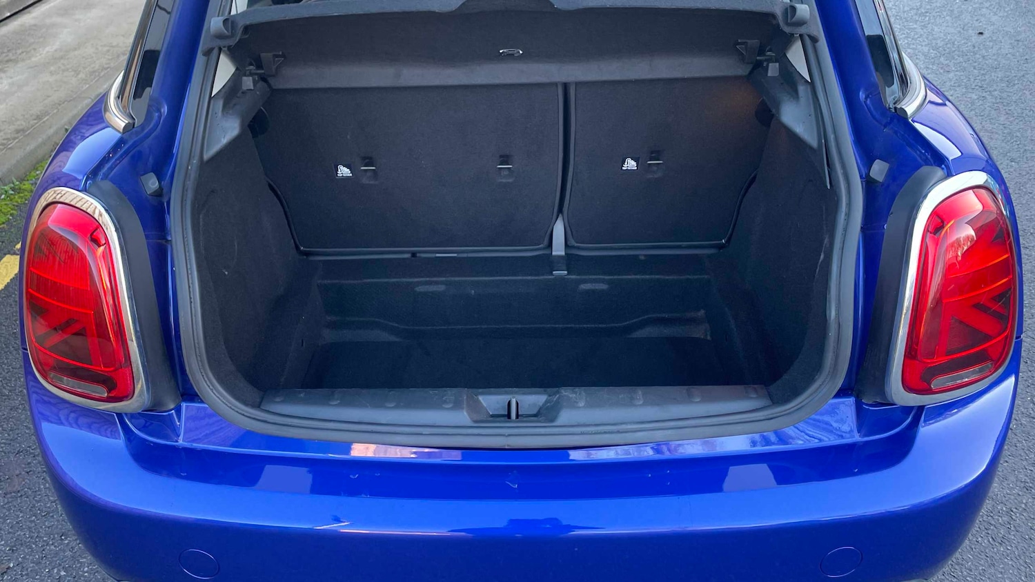 Used MINI Hatch 2019 for sale - 76789251: Photo 18