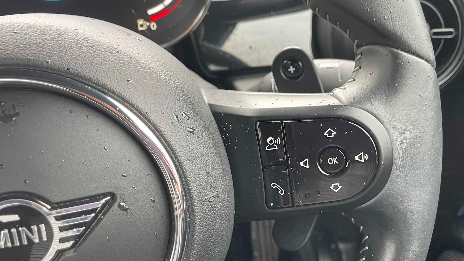 Used MINI Convertible 2023 for sale - 76475844: Photo 21