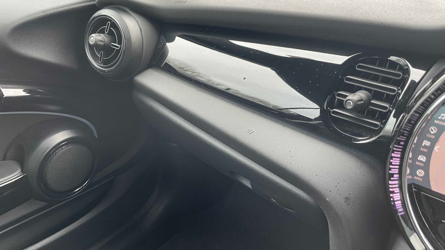 Used MINI Convertible 2023 for sale - 76475844: Photo 26