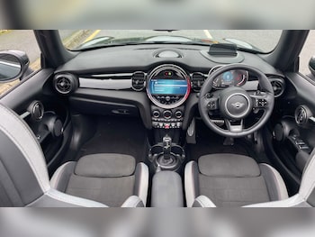 Used MINI Cooper 2023 for sale - 76475844: Photo