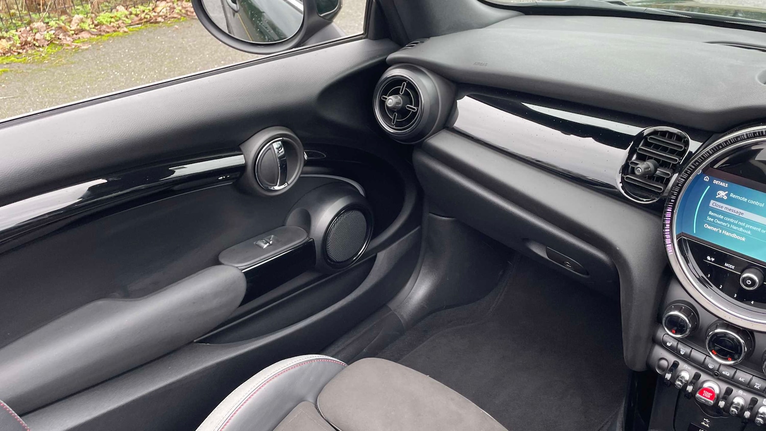 Used MINI Convertible 2023 for sale - 76475844: Photo 6