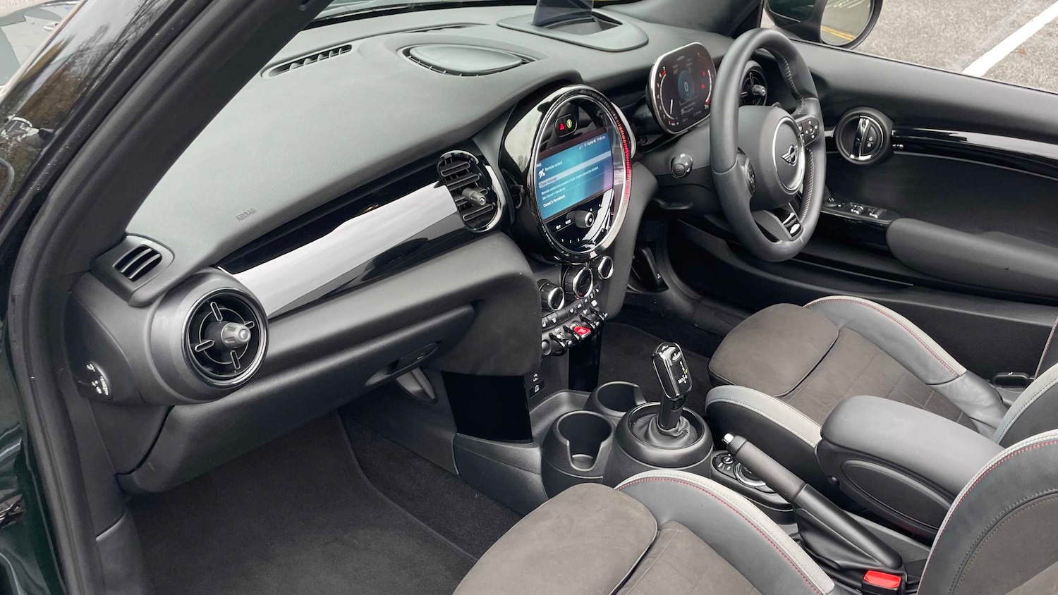 Used MINI Convertible 2023 for sale - 76475844: Photo 9