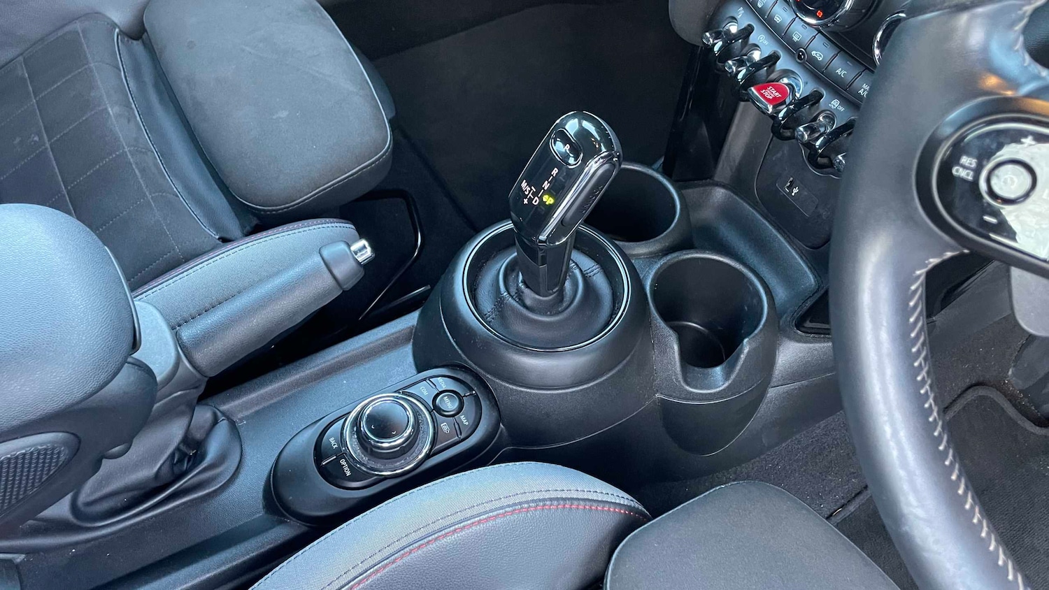 Used MINI Hatch 2022 for sale - 76804968: Photo 8