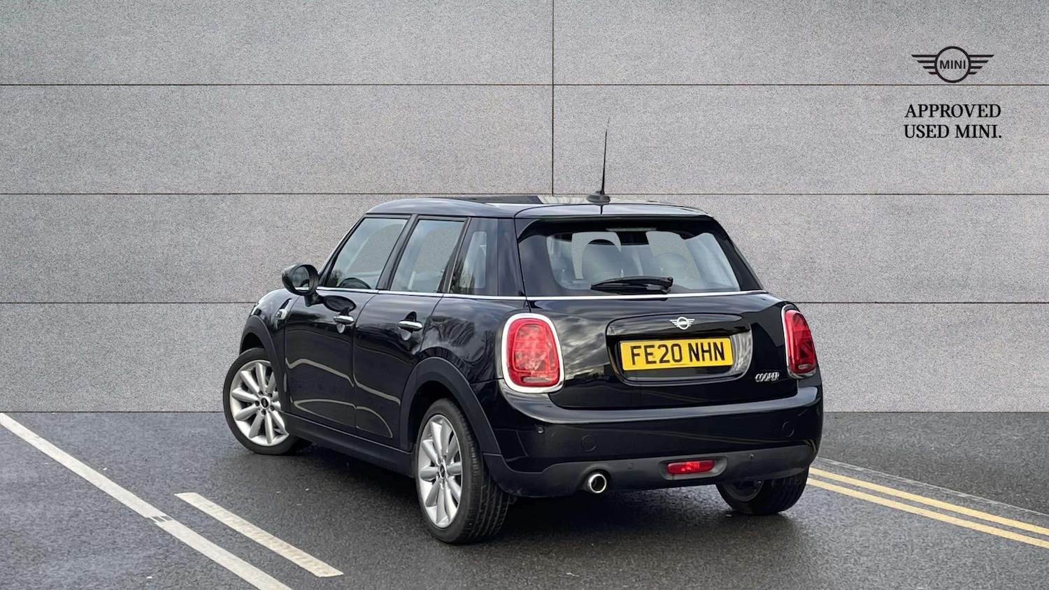 Used MINI Hatch 2020 for sale - 77373779: Photo 2