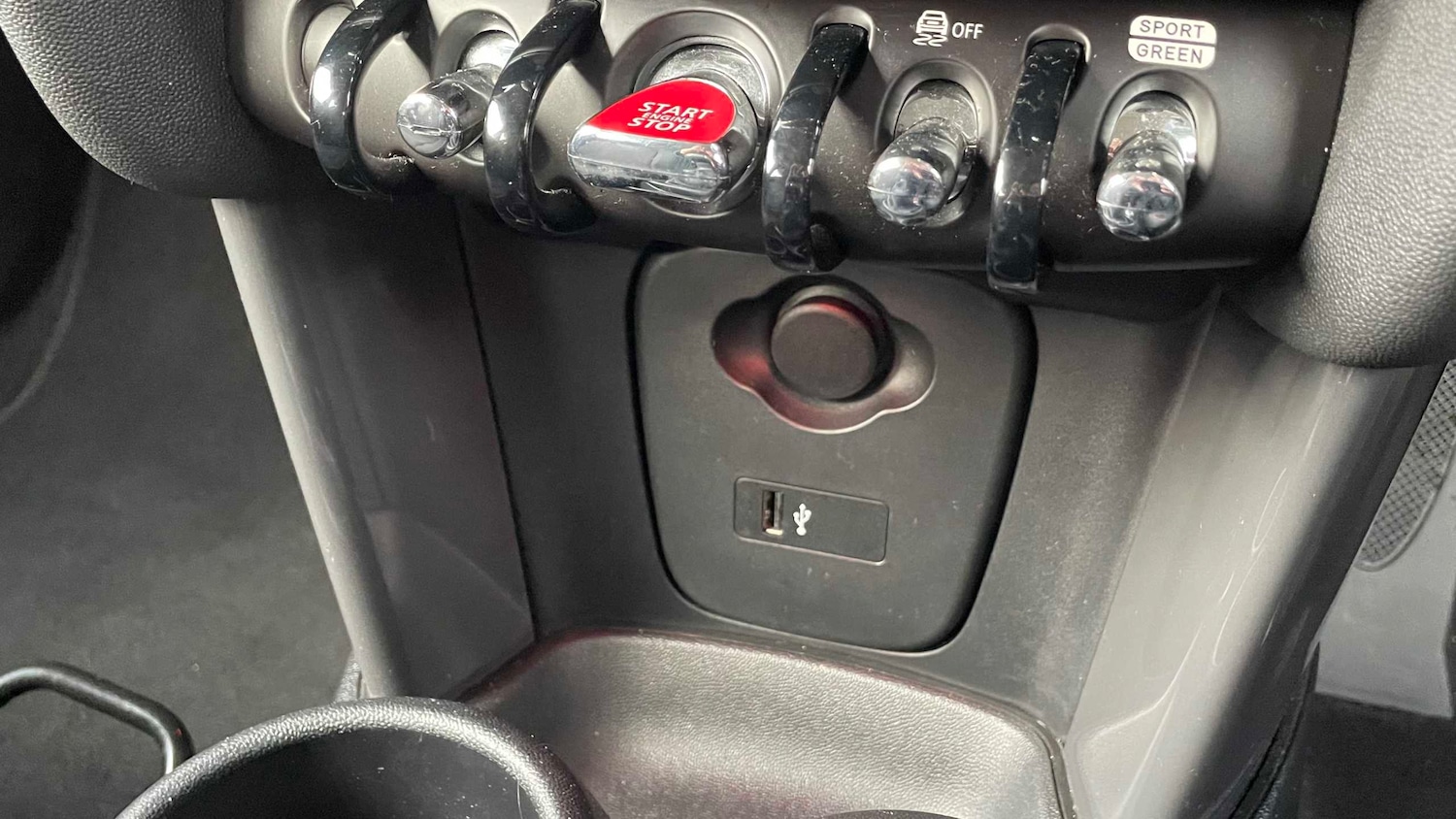 Used MINI Hatch 2020 for sale - 77373779: Photo 30