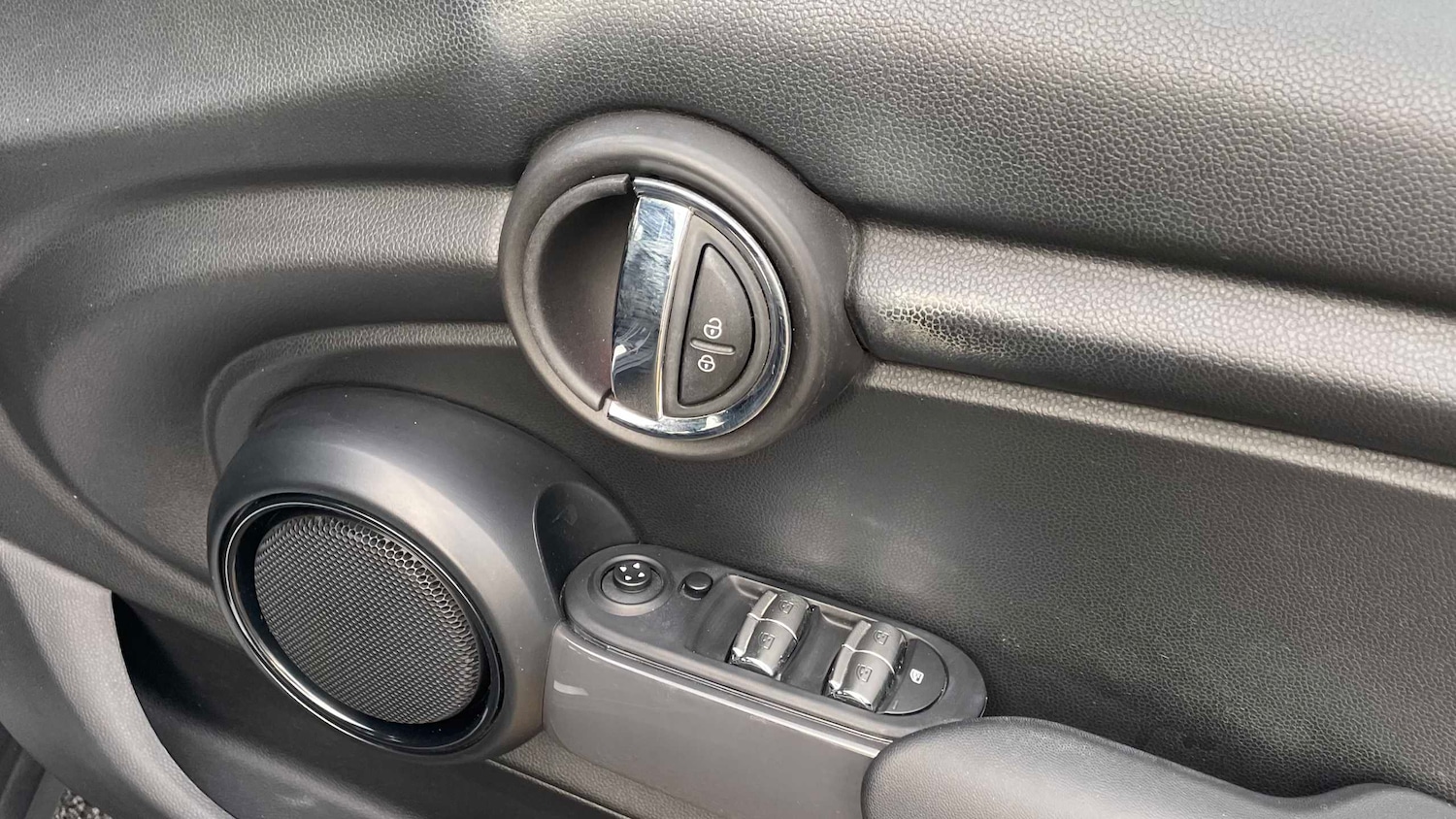 Used MINI Hatch 2020 for sale - 77373779: Photo 32