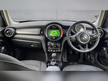 Used MINI Hatch 2020 for sale - 77373779: Photo