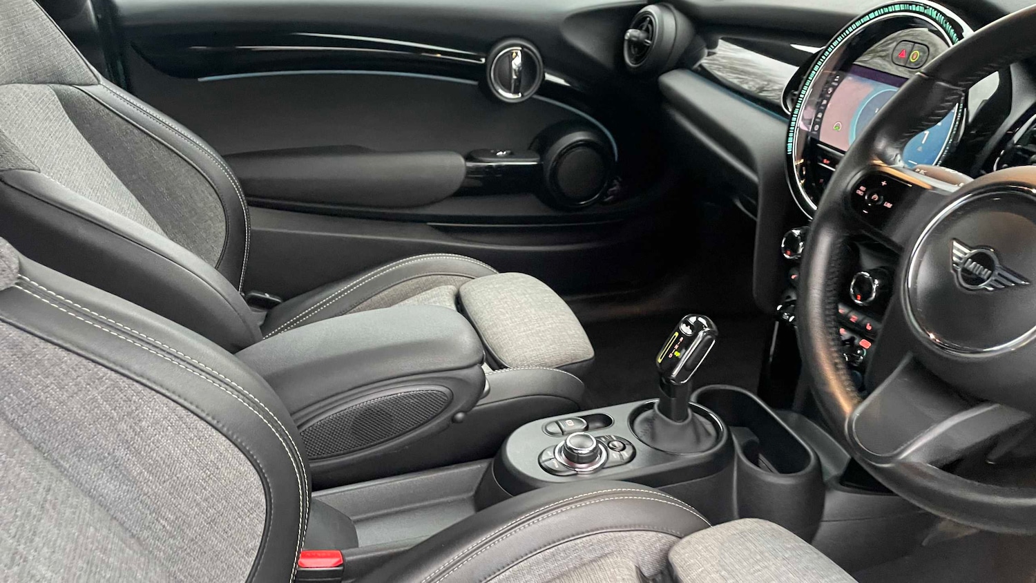 Used MINI Hatch 2022 for sale - 76575916: Photo 9