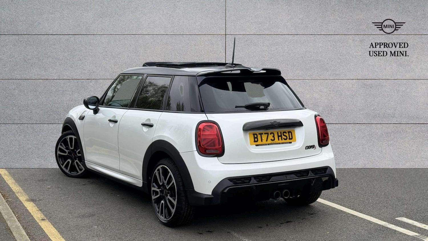 Used MINI Hatch 2023 for sale - 78137568: Photo 2