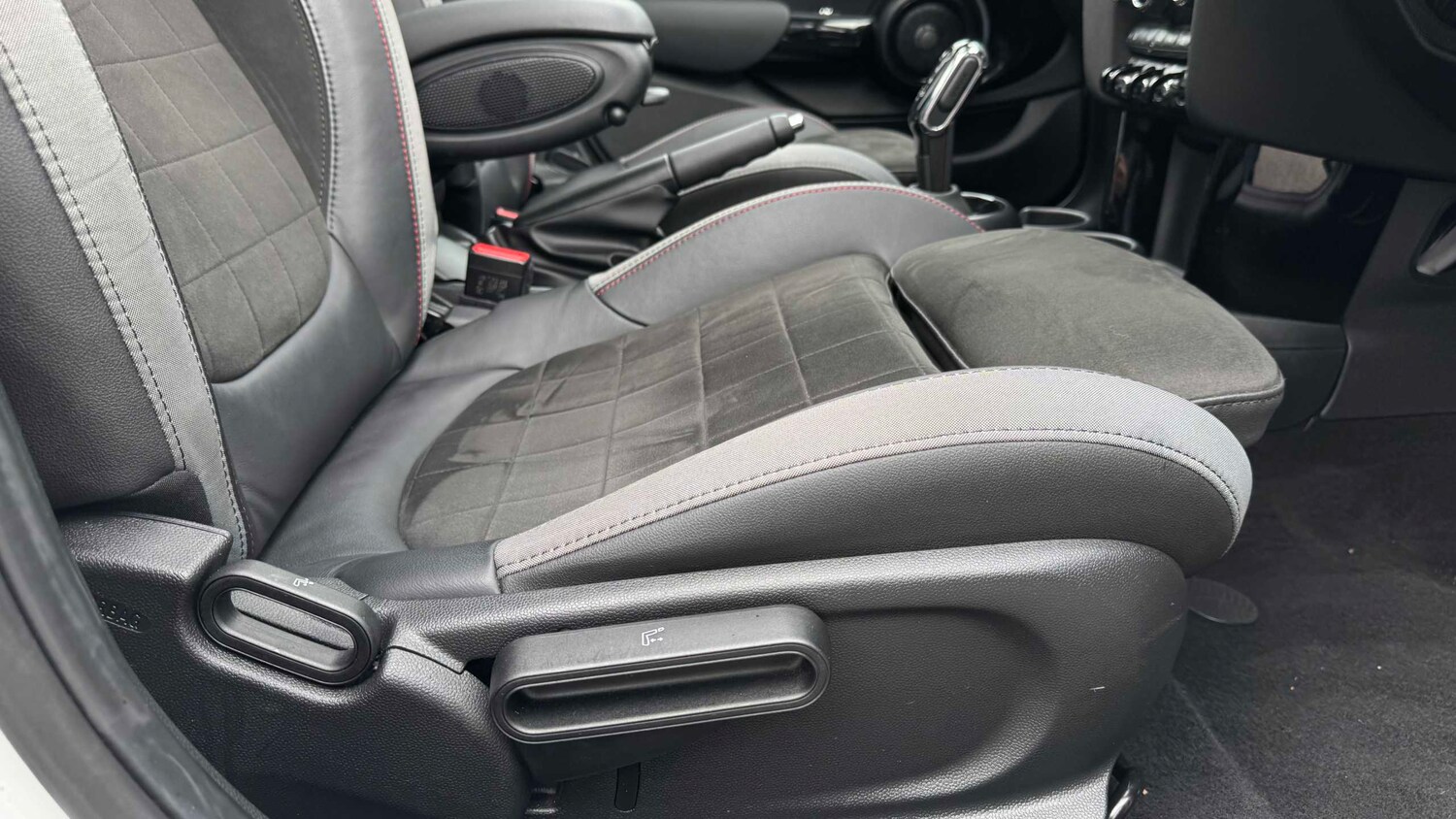 Used MINI Hatch 2023 for sale - 78137568: Photo 26