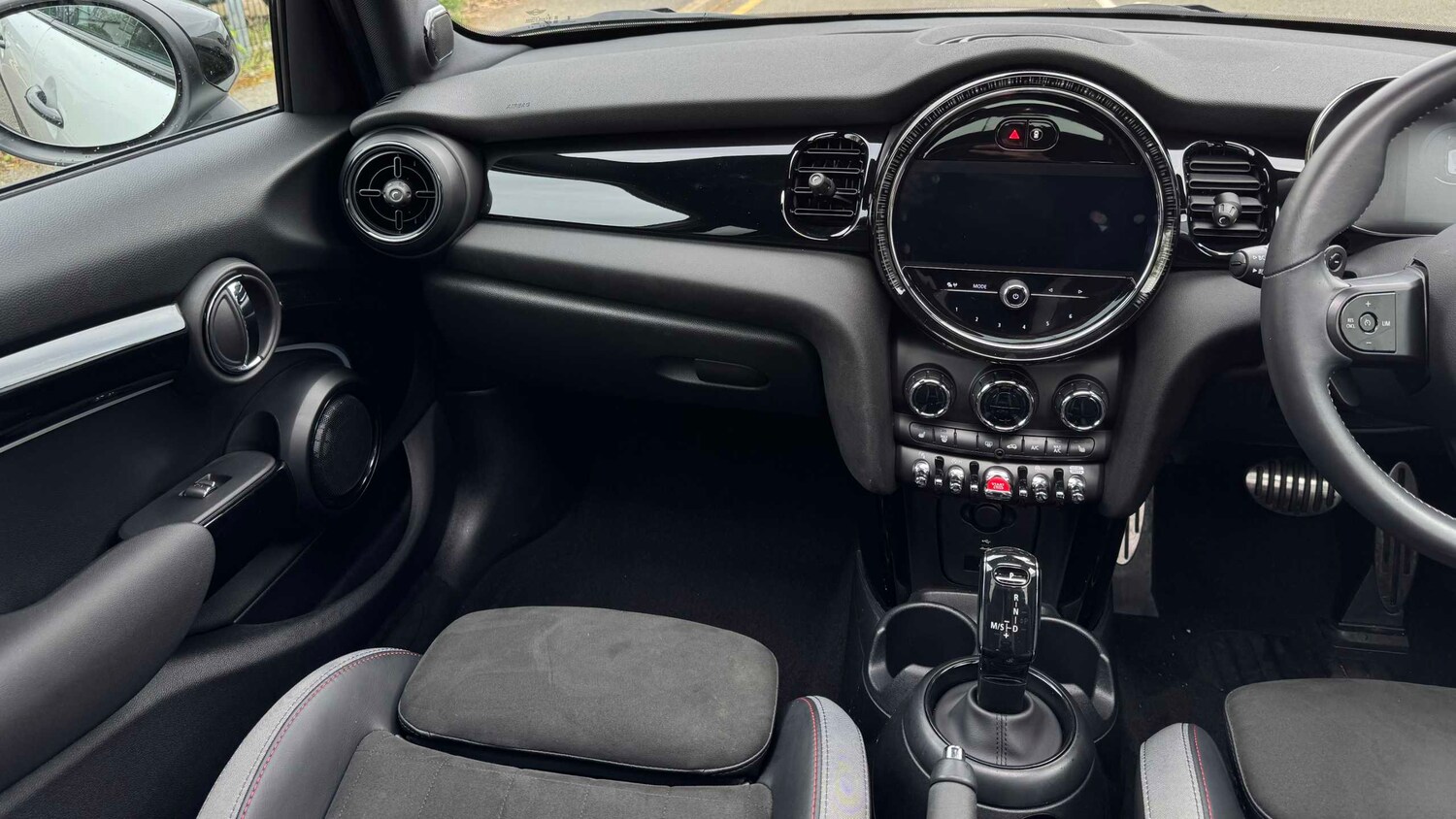 Used MINI Hatch 2023 for sale - 78137568: Photo 7