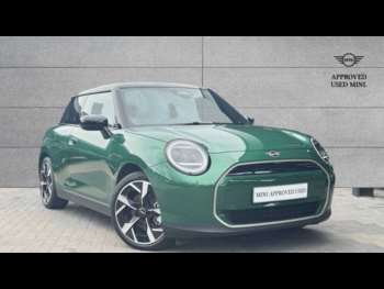 2024 - 135kW E Exclusive [Level 1] 41kWh 3dr Auto