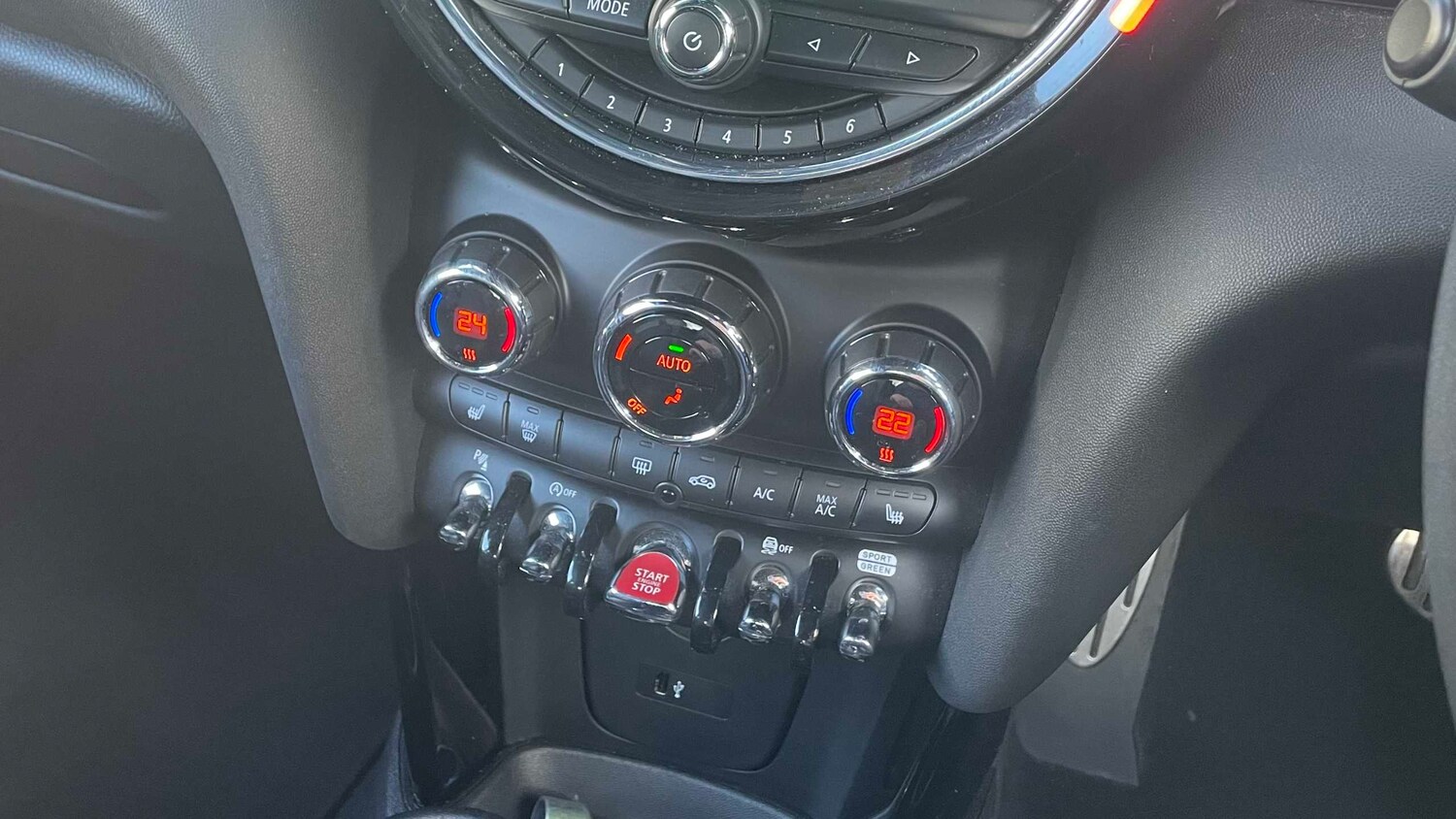 Used MINI Hatch 2019 for sale - 77842321: Photo 13