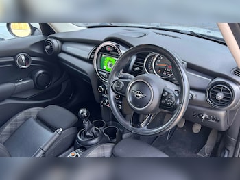 Used MINI Hatch 2018 for sale - 78978673: Photo