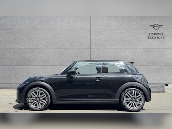 Used MINI Cooper 2025 for sale - 76540788: Photo