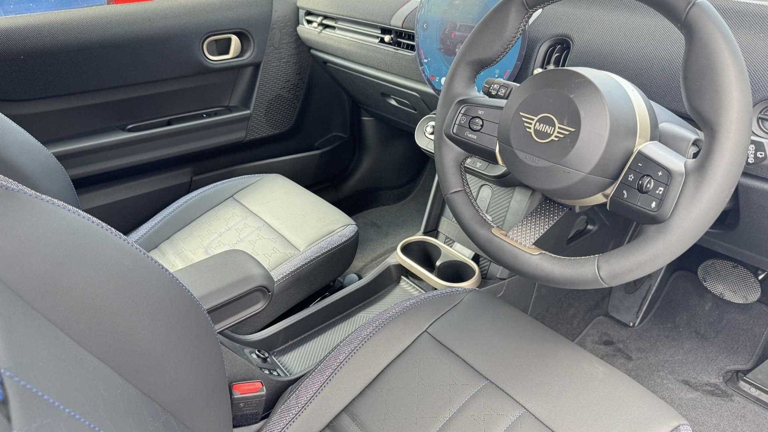 Used MINI Cooper 2025 for sale - 76540788: Photo 7