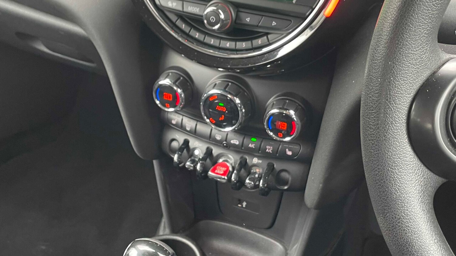 Used MINI Hatch 2019 for sale - 78076687: Photo 15