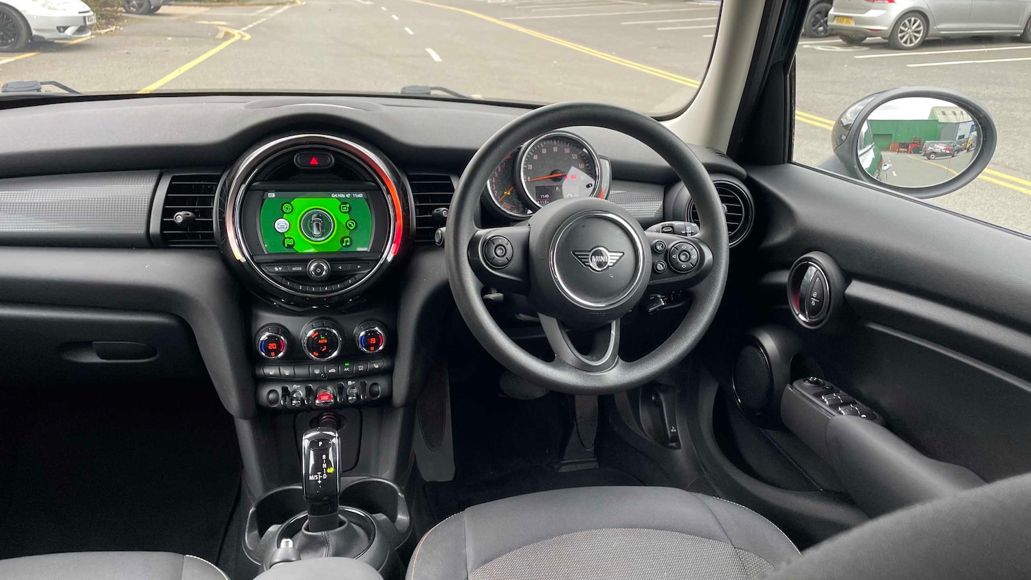 Used MINI Hatch 2019 for sale - 78076687: Photo 5