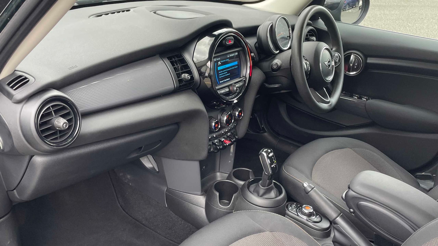 Used MINI Hatch 2019 for sale - 78076687: Photo 9