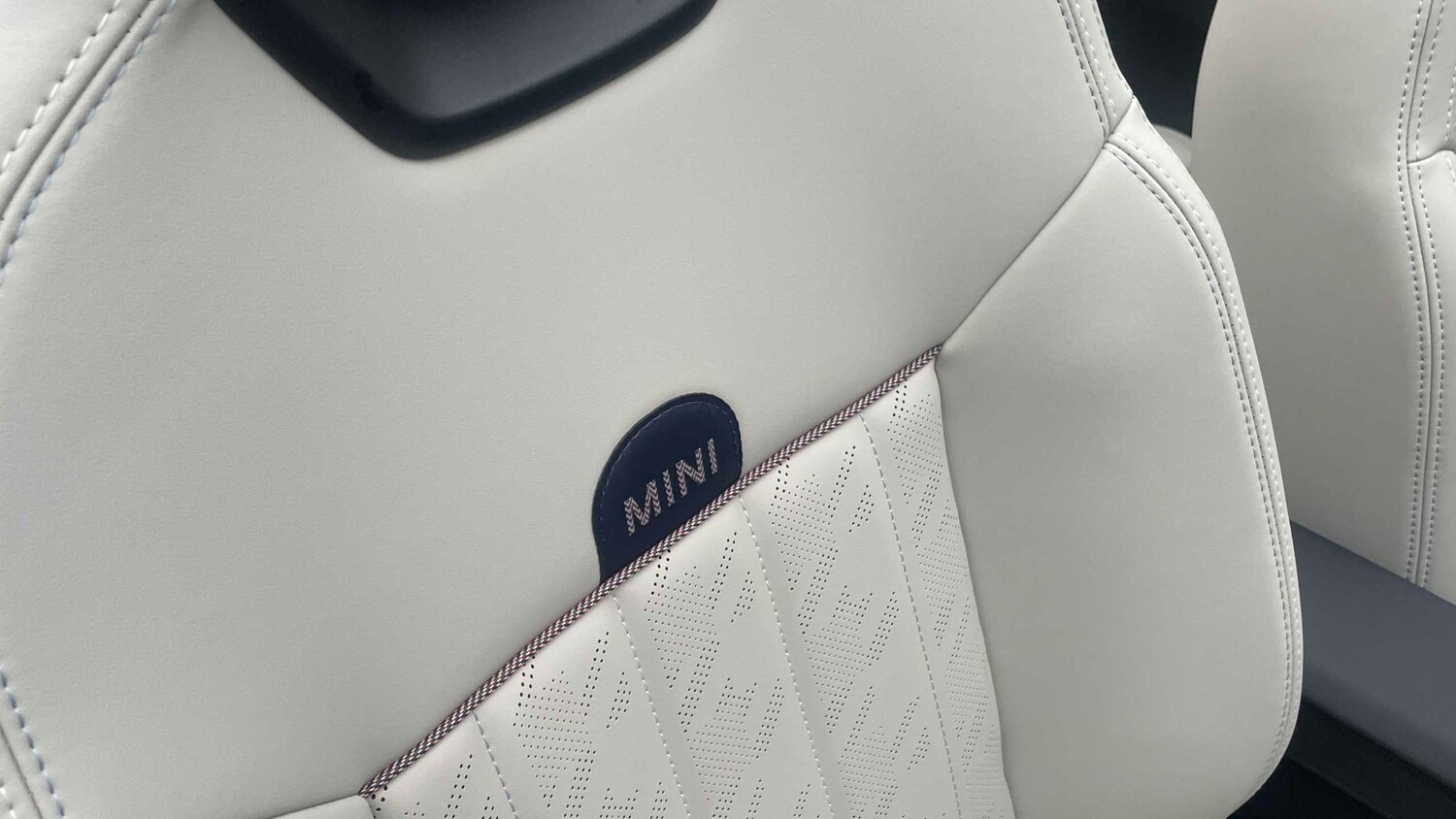 Used MINI Cooper 2025 for sale - 76746000: Photo 30