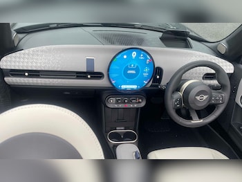 Used MINI Cooper 2025 for sale - 76746000: Photo