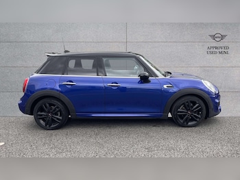 Used MINI Hatch 2019 for sale - 78303176: Photo
