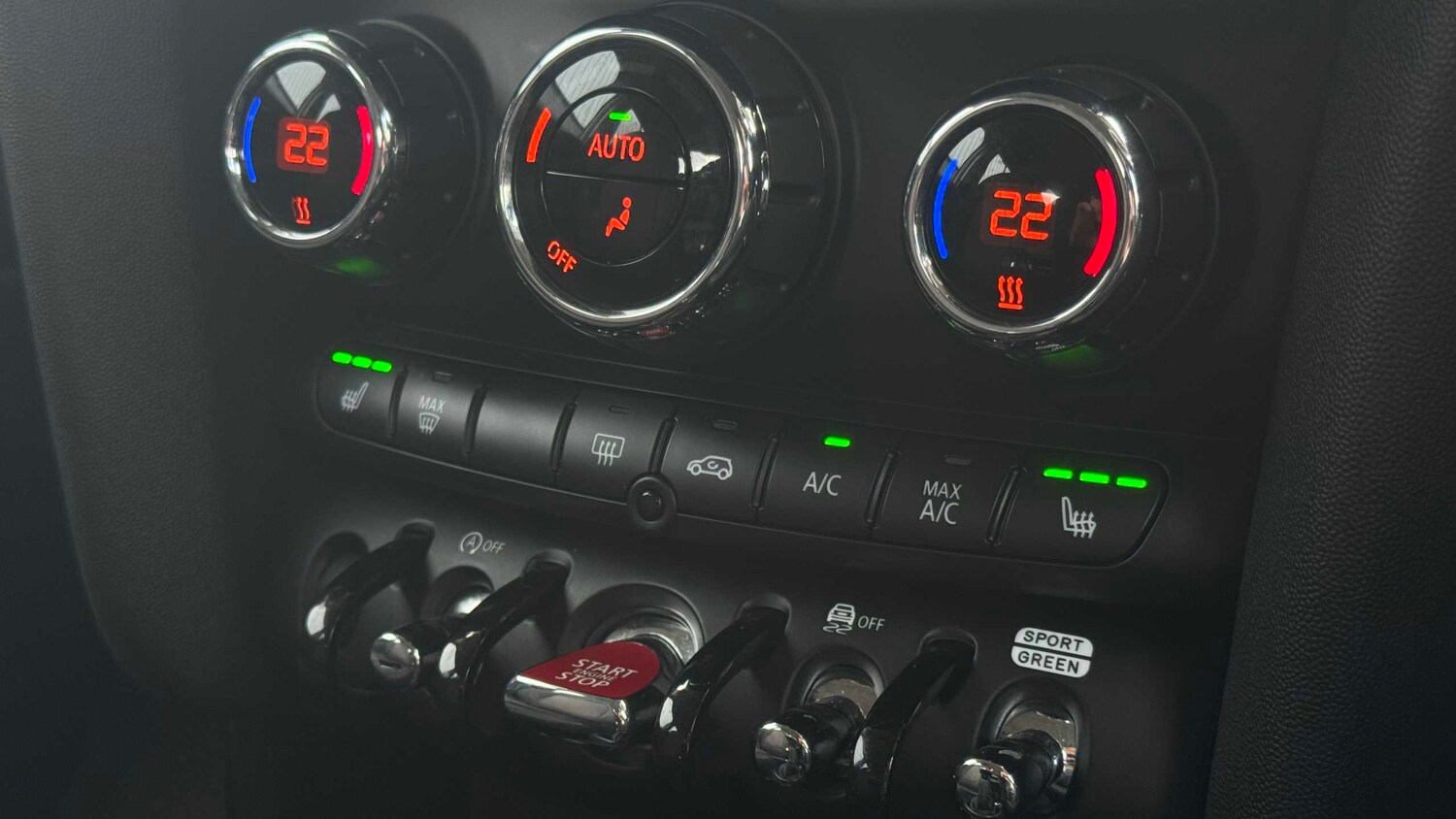 Used MINI Hatch 2024 for sale - 77842524: Photo 18