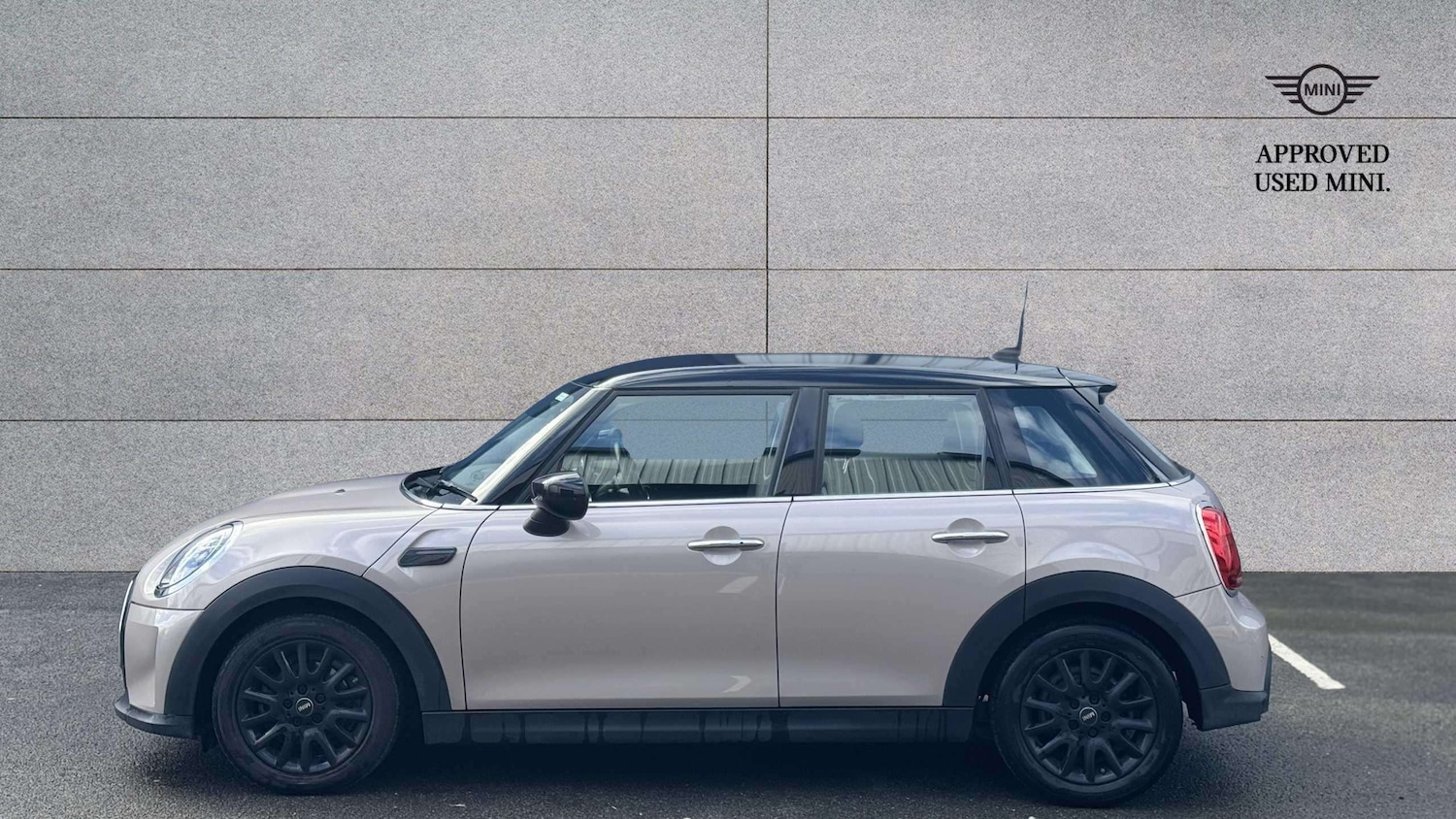 Used MINI Hatch 2024 for sale - 77842524: Photo 3