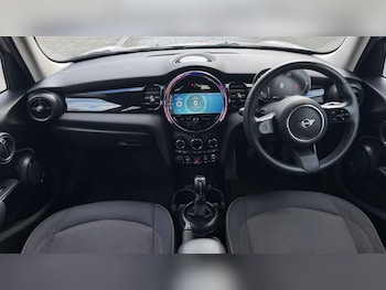 Used MINI Hatch 2024 for sale - 77842524: Photo