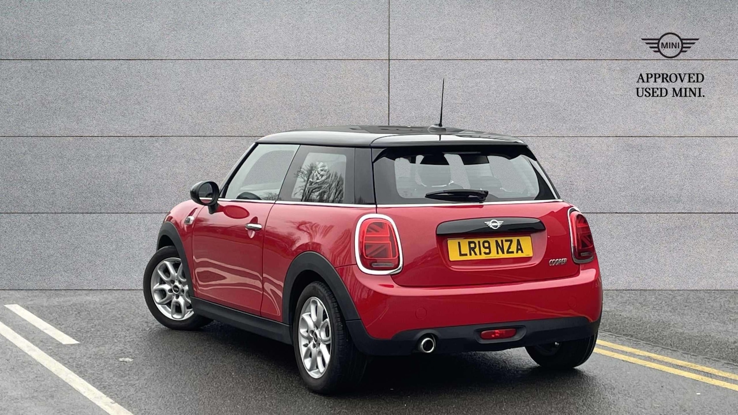 Used MINI Hatch 2019 for sale - 77414853: Photo 2