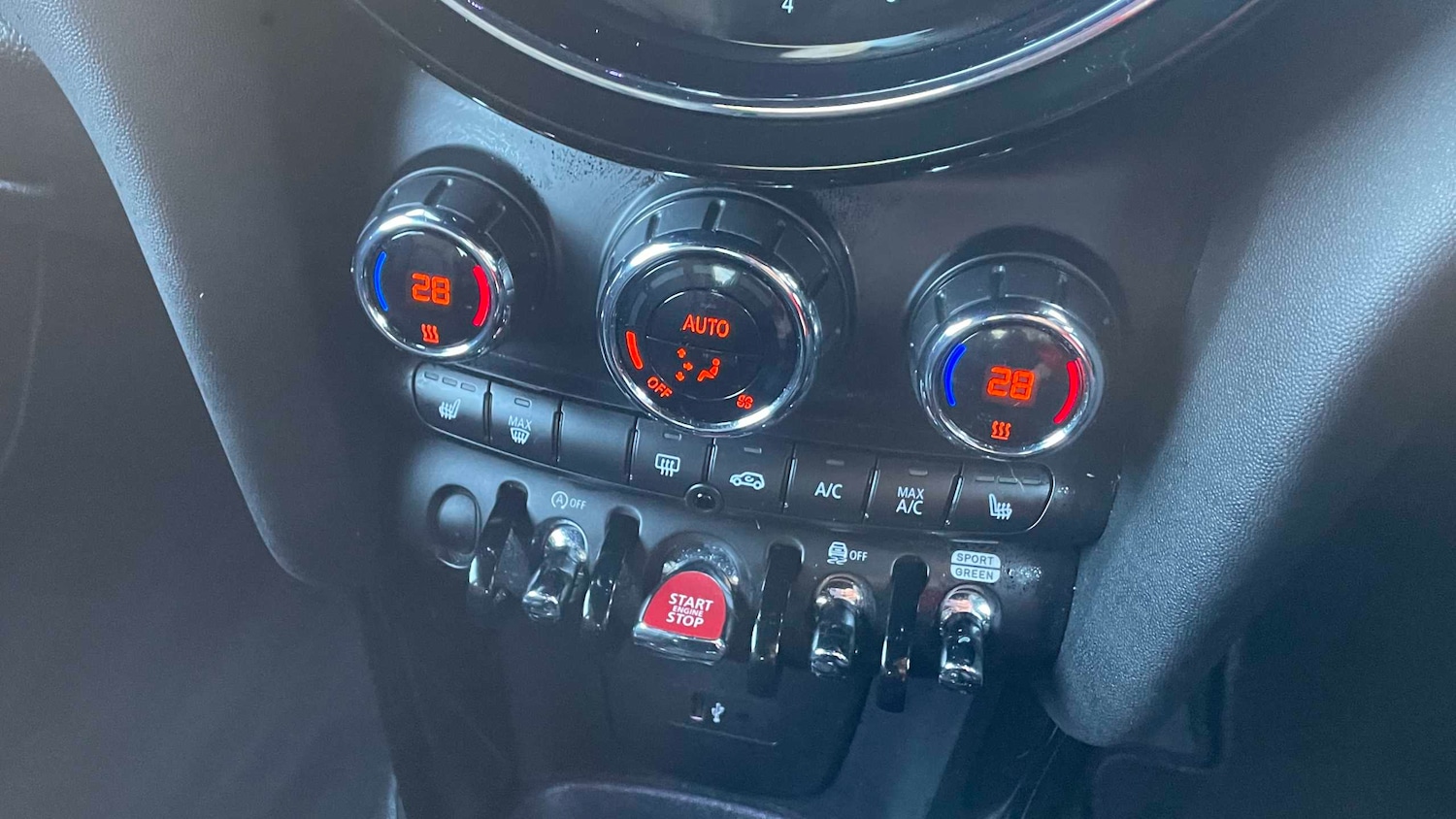 Used MINI Hatch 2023 for sale - 77093377: Photo 11