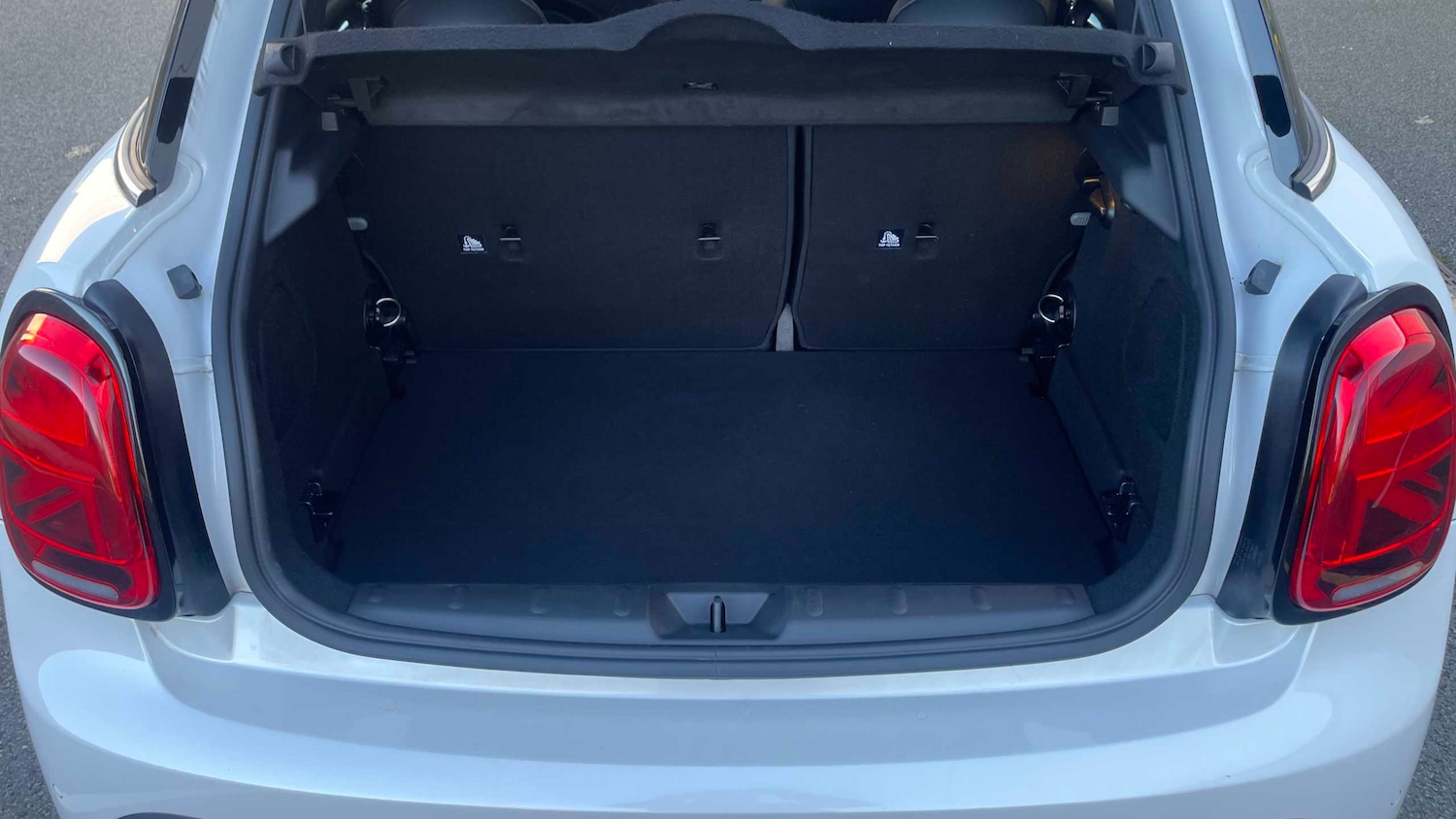 Used MINI Hatch 2023 for sale - 77093377: Photo 17